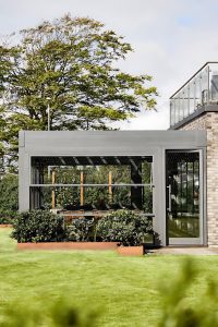 Read more about the article Does a Pergola Add Value to Your Home?